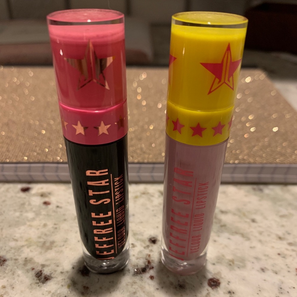 Jeffree Star liquid lipstick virginity and weirdo